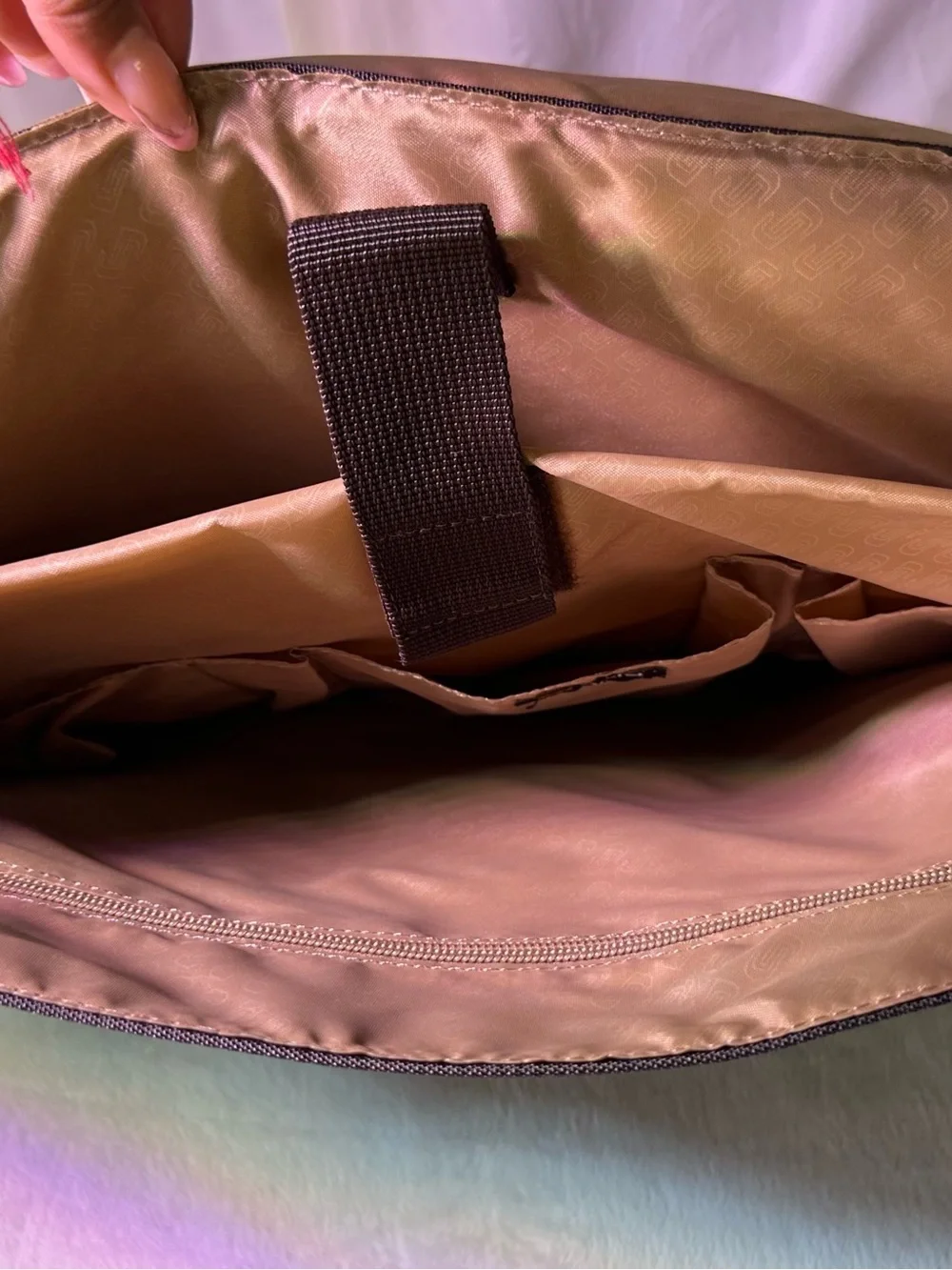 Men's Leather Messenger Bag - Black